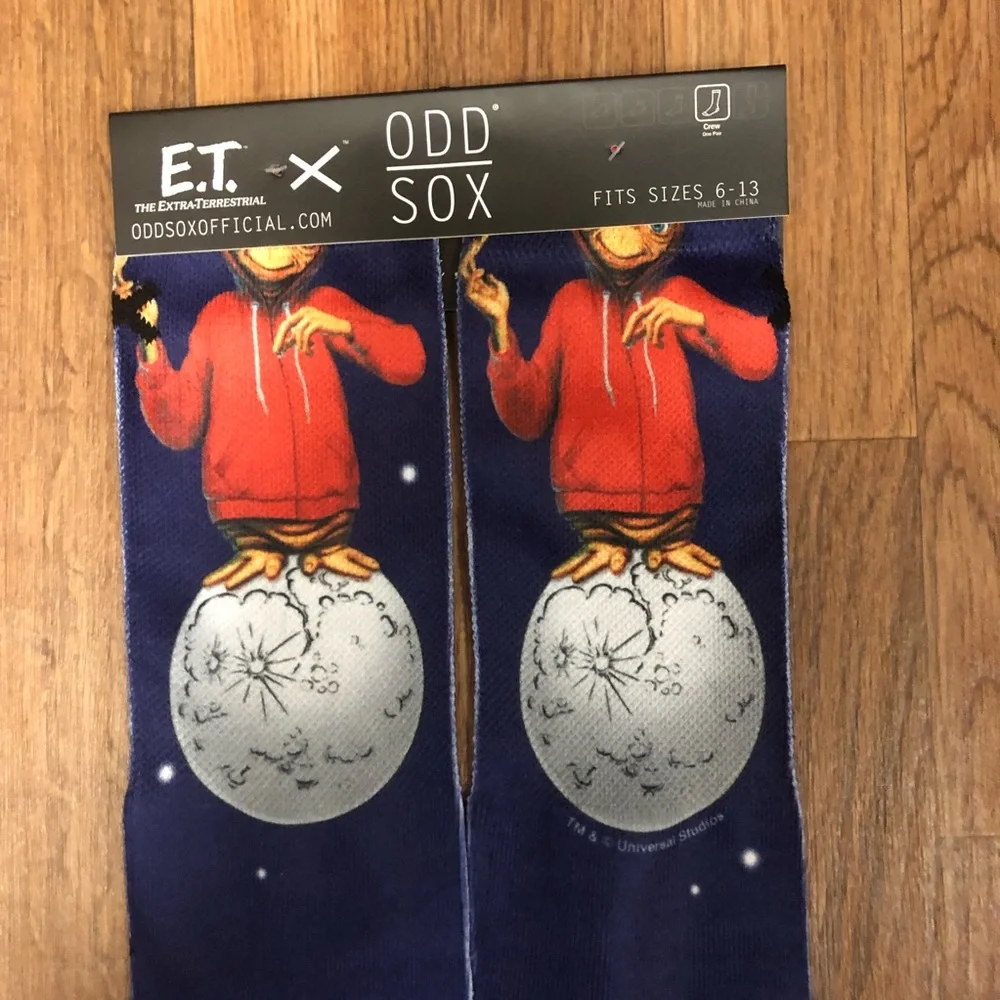 👽 NWT E.T. Odd Sox Socks Men’s Shoe Sizes 6-13